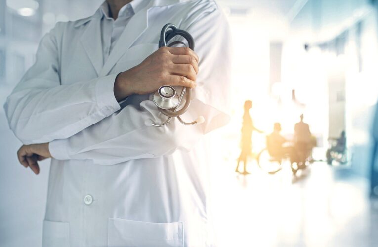 Γ.Ν. «ΕΛΕΝΑ ΒΕΝΙΖΕΛΟΥ-ΑΛΕΞΑΝΔΡΑ»: Προκήρυξη θέσης ειδικευμένου ιατρού του κλάδου ΕΣΥ στο βαθμό του Συντονιστή Διευθυντή