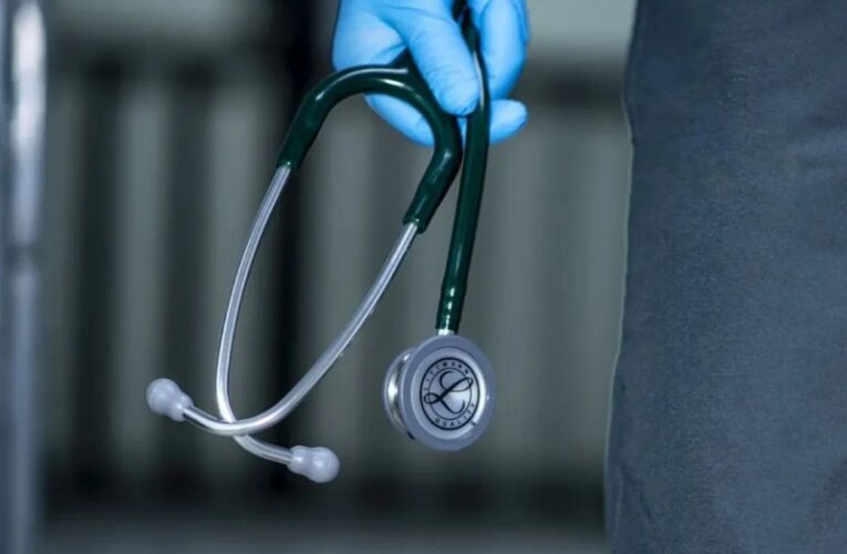 ΓΝ ΑΜΦΙΣΣΑΣ: «Συνεργασία με έναν (1) επικουρικό ιατρό ή ιατρό ειδικότητας Γενικής Ιατρικής »